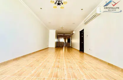 Apartment - 3 Bedrooms - 3 Bathrooms for rent in Seef - Capital Governorate