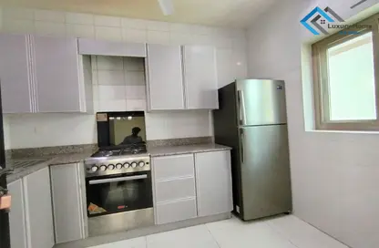 Apartment - 2 Bedrooms - 2 Bathrooms for rent in Hidd - Muharraq Governorate