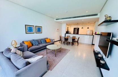 Apartment - 2 Bedrooms - 3 Bathrooms for rent in Reef Island - Capital Governorate