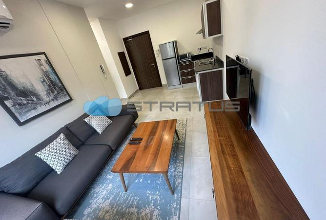 995655 - Property Image 3