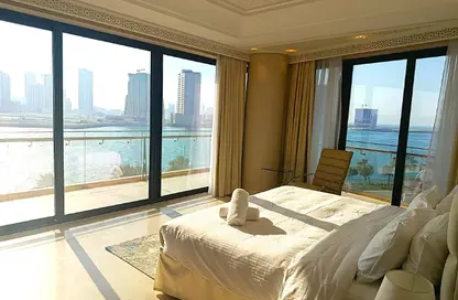 Apartment - 2 Bedrooms - 3 Bathrooms for rent in Reef Island - Capital Governorate