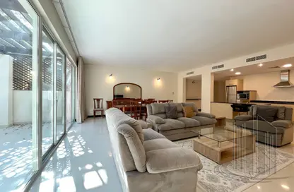 فيلا - 4 غرف نوم - 6 حمامات للايجار في أمواج هومز - أمواج - المحرق