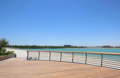 Apartment - 1 Bedroom - 2 Bathrooms for sale in Amwaj Islands - Muharraq Governorate