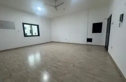 Apartment - 2 Bedrooms - 2 Bathrooms for rent in Tubli - Central Governorate