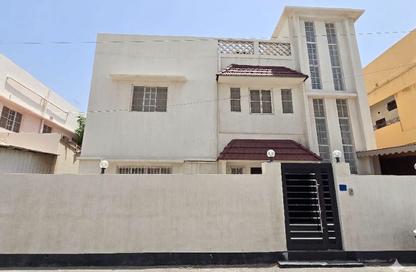 Apartment - 4 Bedrooms - 3 Bathrooms for rent in Adliya - Manama - Capital Governorate