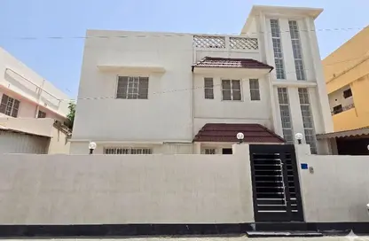 Apartment - 4 Bedrooms - 3 Bathrooms for rent in Adliya - Manama - Capital Governorate