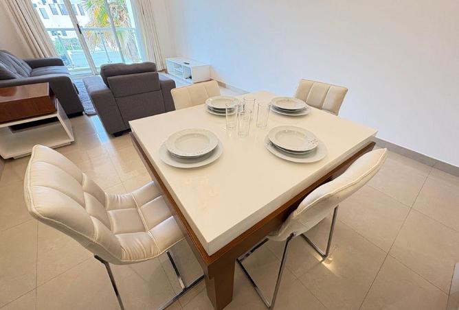 2P4KizEr75M - Property Image 3