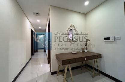 Apartment - 2 Bedrooms - 4 Bathrooms for rent in Al Juffair - Capital Governorate