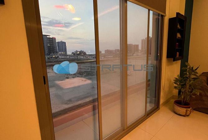 990446 - Property Image 3