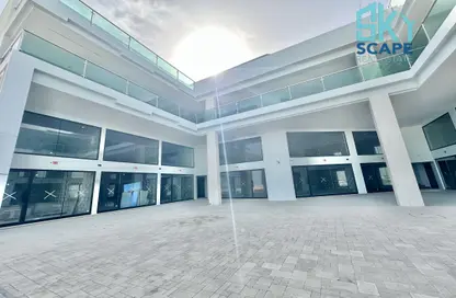 Shop - Studio for rent in Seef - Capital Governorate