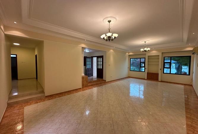 56952011 - Property Image 2