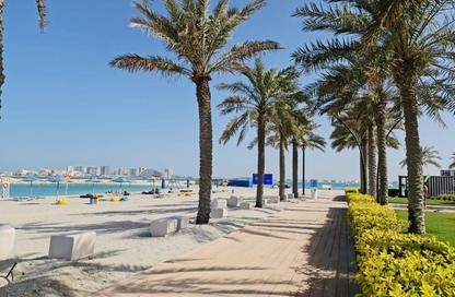 Apartment - 1 Bedroom - 1 Bathroom for rent in Marassi Al Bahrain - Diyar Al Muharraq - Muharraq Governorate