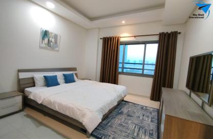 Apartment - 2 Bedrooms - 2 Bathrooms for rent in Sanabis - Manama - Capital Governorate