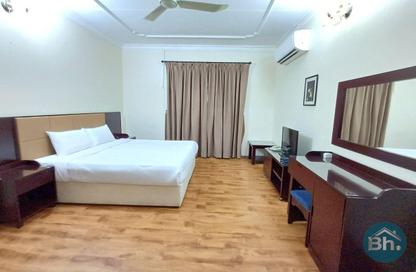 Apartment - 1 Bedroom - 1 Bathroom for rent in Al Juffair - Capital Governorate