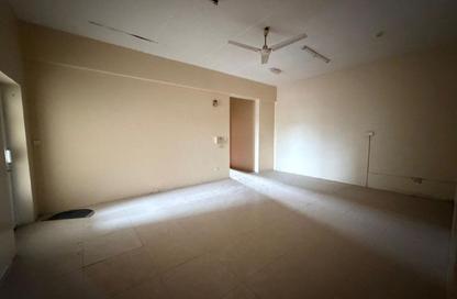Apartment - 2 Bedrooms - 2 Bathrooms for rent in Jeblat Hebshi - Northern Governorate