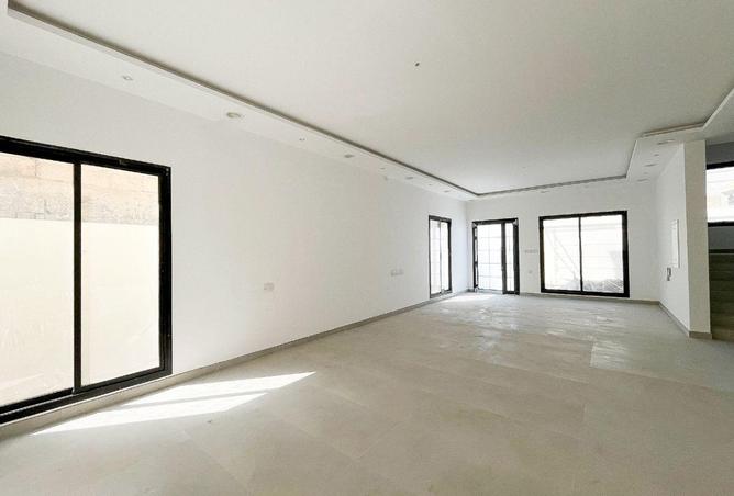 52727543 - صورة العقار 2