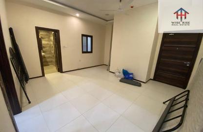 Apartment - 2 Bedrooms - 2 Bathrooms for rent in Sanad - Central Governorate