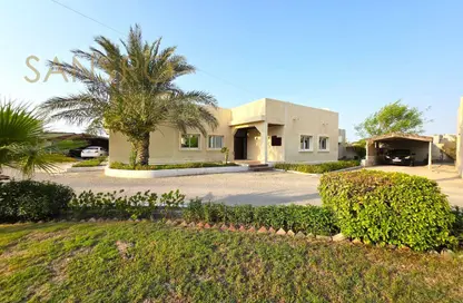 Villa - 4 Bedrooms - 4 Bathrooms for rent in Saar - Northern Governorate