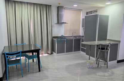 Apartment - 1 - 2 for rent in Seef - Capital Governorate