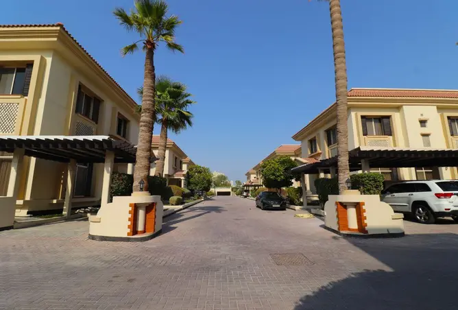 54451763 - Property Image 2