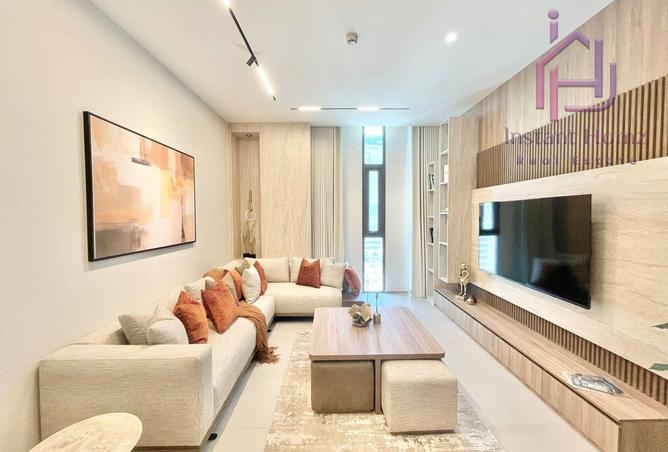 989126 - Property Image 2