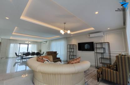 Villa - 4 Bedrooms - 6 Bathrooms for sale in Budaiya - Northern Governorate