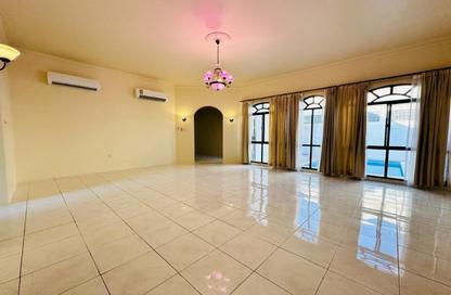 Villa - 3 Bedrooms - 3 Bathrooms for rent in Saar - Northern Governorate
