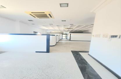 Office Space - 4 Bedrooms - 2 Bathrooms for rent in Exhibition Road - Hoora - Capital Governorate