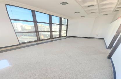 Office Space - 4 Bedrooms - 2 Bathrooms for rent in Exhibition Road - Hoora - Capital Governorate