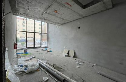 Shop - Studio - 1 Bathroom for rent in Saraya 2 - Bu Quwah - Northern Governorate