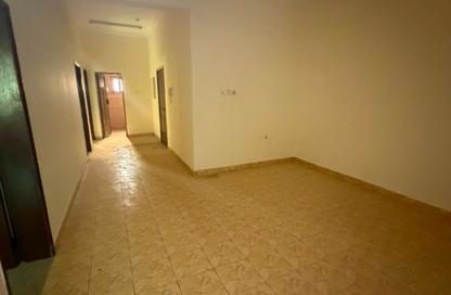Apartment - 3 Bedrooms - 2 Bathrooms for rent in Salmabad - Central Governorate