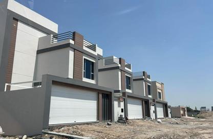 Villa - 3 Bedrooms - 4 Bathrooms for sale in Dumistan - Northern Governorate