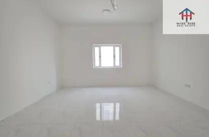 Apartment - 2 Bedrooms - 2 Bathrooms for rent in Busaiteen - Muharraq Governorate