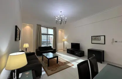 Apartment - 2 Bedrooms - 2 Bathrooms for rent in Mahooz - Manama - Capital Governorate