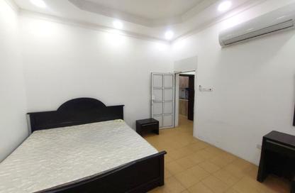 Apartment - 2 Bedrooms - 1 Bathroom for rent in Hidd - Muharraq Governorate