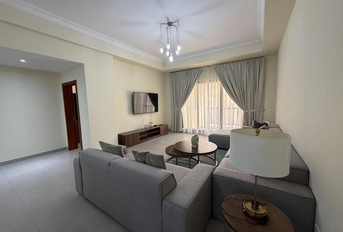 992036 - Property Image 3