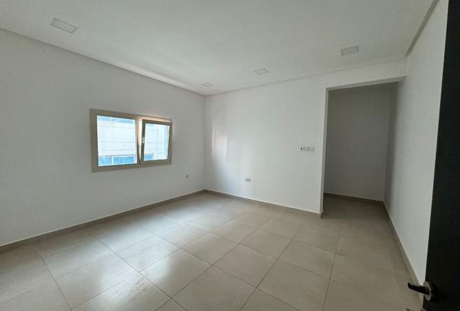 57038575 - Property Image 2