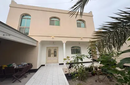 فيلا - 4 غرف نوم - 4 حمامات للايجار في جنوسان - المحافظة الشمالية