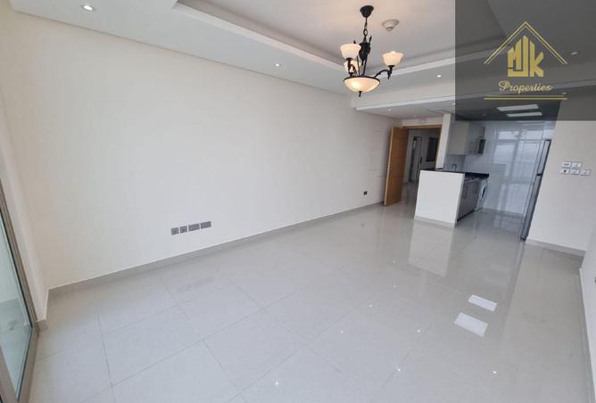 56890420 - صورة العقار 2