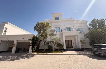 Villa - 5 Bedrooms - 6 Bathrooms for rent in Janabiya - Northern Governorate