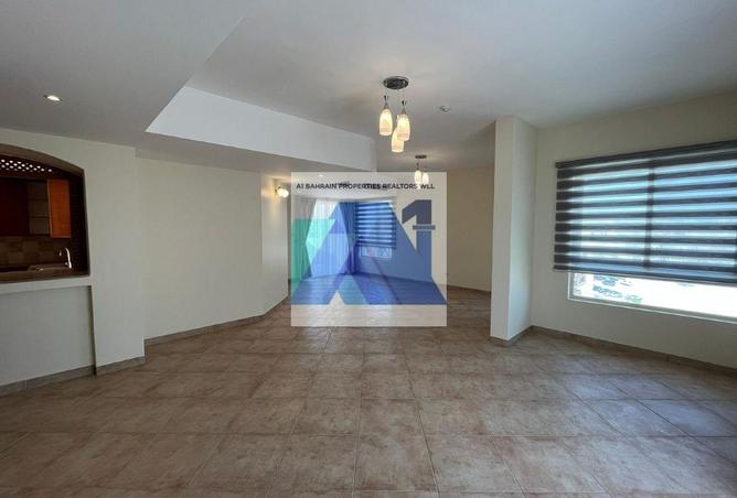 993301 - Property Image 2