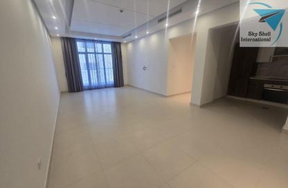 Apartment - 2 Bedrooms - 2 Bathrooms for rent in Al Burhama - Manama - Capital Governorate Apartment - 2 Bedrooms - 2 Bathrooms for rent in Al Burhama - Manama - Capital Governorate
