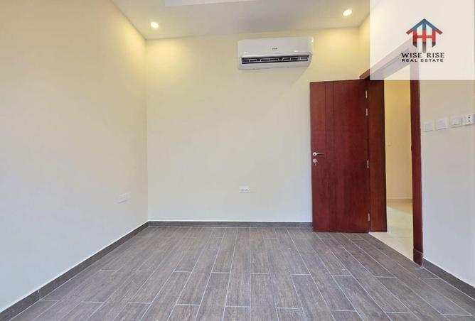 52012088 - Property Image 3