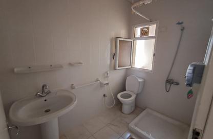 Apartment - Studio - 1 Bathroom for rent in Seef - Capital Governorate