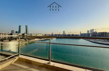 Apartment - 2 Bedrooms - 3 Bathrooms for rent in Reef Island - Capital Governorate