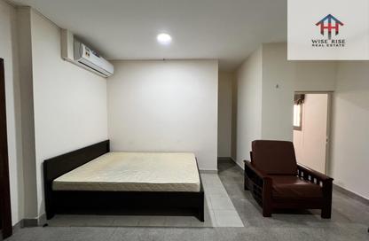 Apartment - Studio - 1 Bathroom for rent in Adliya - Manama - Capital Governorate Apartment - Studio - 1 Bathroom for rent in Adliya - Manama - Capital Governorate