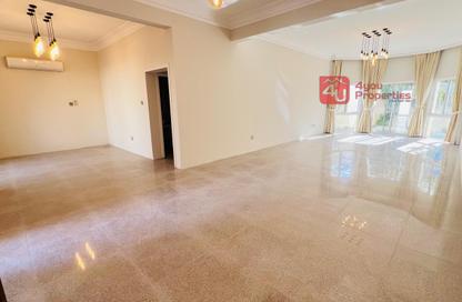 Villa - 3 Bedrooms - 3 Bathrooms for rent in Saar - Northern Governorate