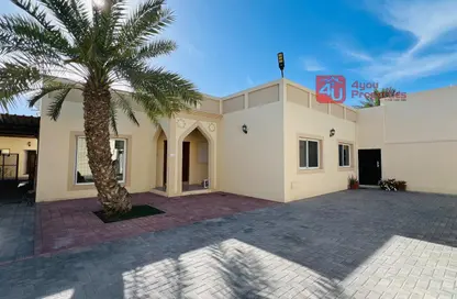Villa - 3 Bedrooms - 3 Bathrooms for rent in Saar - Northern Governorate