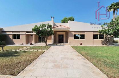 Villa - 4 Bedrooms - 5 Bathrooms for rent in Saar - Northern Governorate