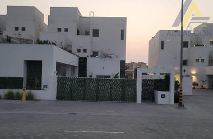 Villa - 4 - 6 for rent in Dilmunia Island - Muharraq Governorate Villa - 4 - 6 for rent in Dilmunia Island - Muharraq Governorate